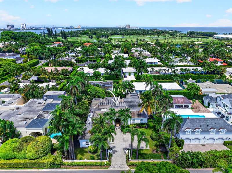 255 CHERRY Lane, Palm Beach FL 33480