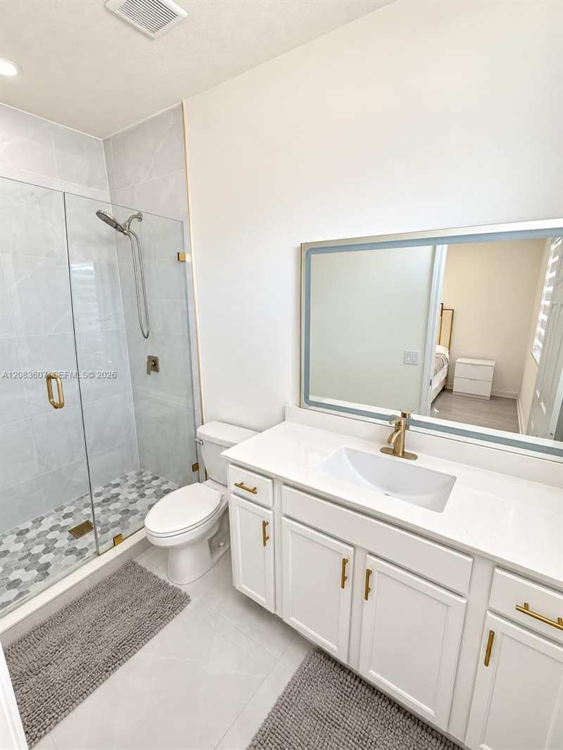 3393 W 105th Ter, Hialeah FL 33018