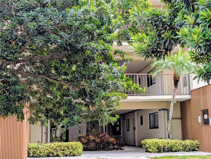 8075 SW 107th Ave # 123, Miami FL 33173