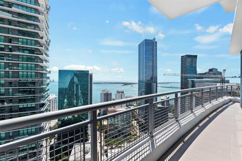 60 SW 13th St # 3800, Miami FL 33130
