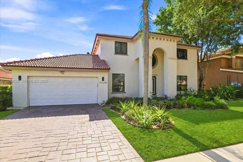7320 NW 68th Way, Parkland FL 33067