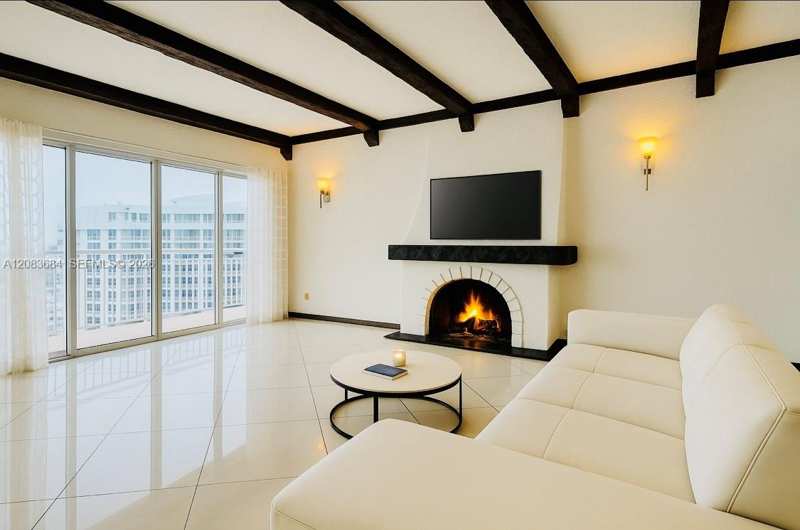 18071 Biscayne Blvd, Aventura FL 33160