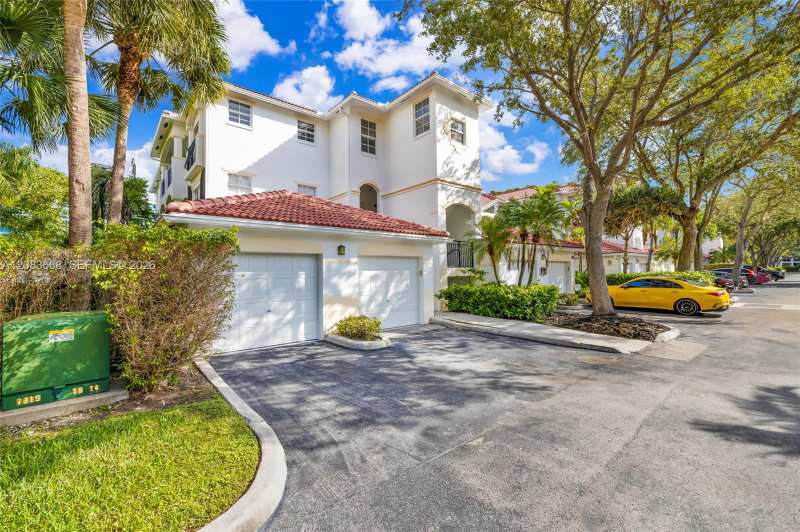3125 NE 184th St # 1201, Aventura FL 33160