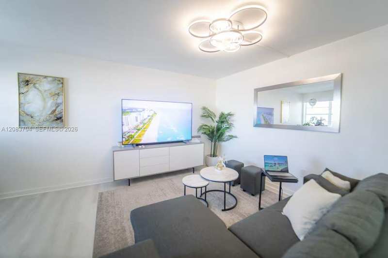 7904 West Dr # 1016, North Bay Village FL 33141