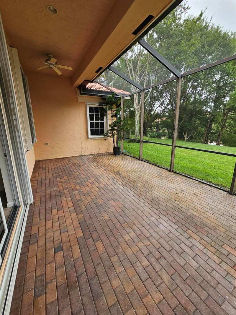 121 PALMFIELD Way, Jupiter FL 33458