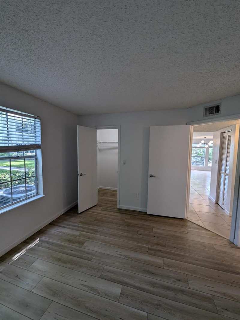 1215 CRYSTAL Way # G, Delray Beach FL 33444