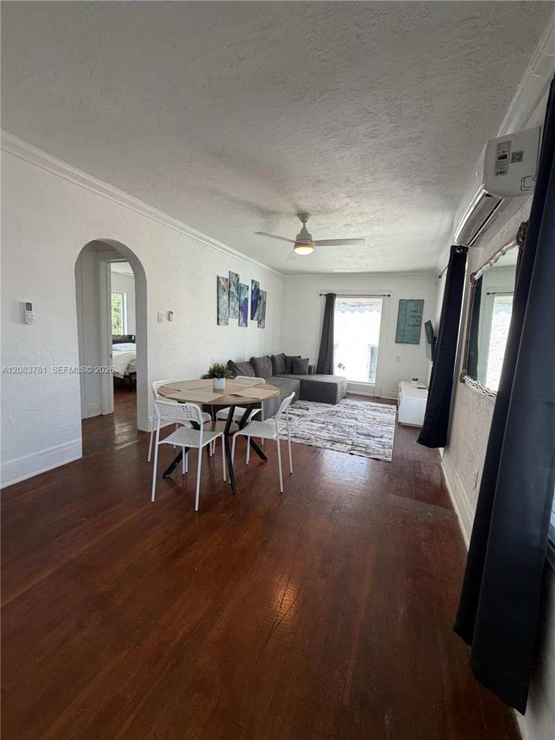 817 Tyler St # 8, Hollywood FL 33019