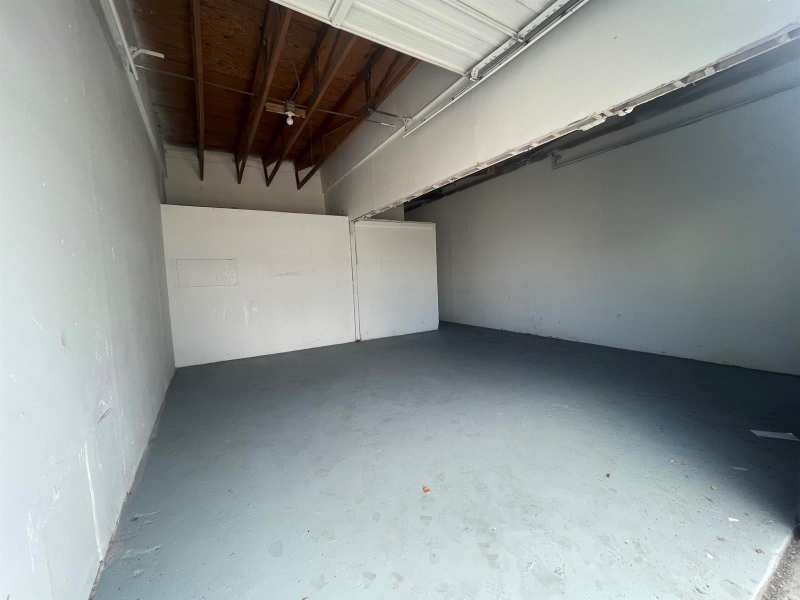 821 NW 45TH Street, Oakland Park FL 33309