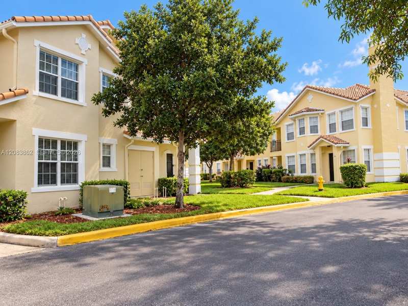 2304 Belmont Ln # 2304, North Lauderdale FL 33068