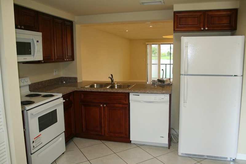 4733 NW 90TH Avenue, Sunrise FL 33351