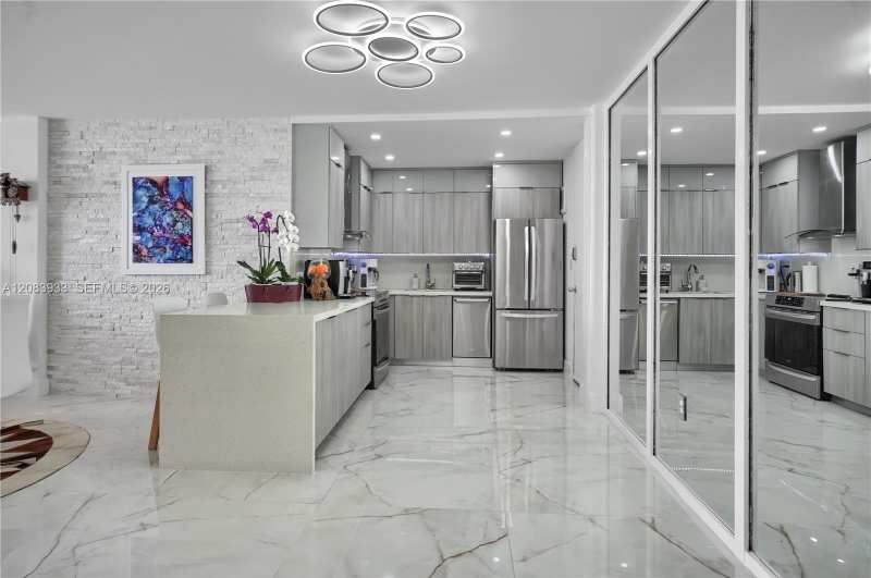 770 NE 69th St # 5D, Miami FL 33138