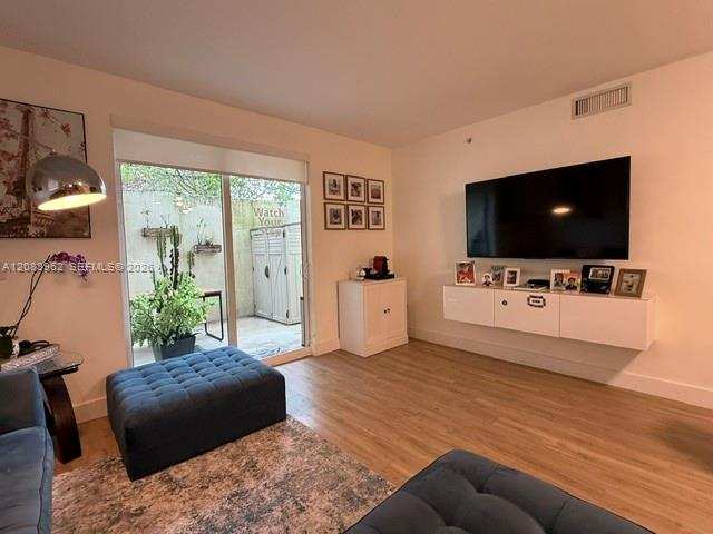 7265 SW 89th St # A215, Miami FL 33156