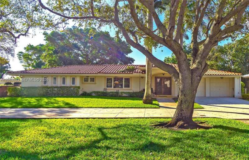 1266 NE 101st St, Miami Shores FL 33138