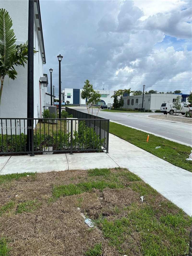 12456 SW 248th St # 5, Homestead FL 33032