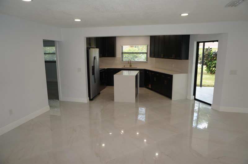 1513 39TH Street, West Palm Beach FL 33407
