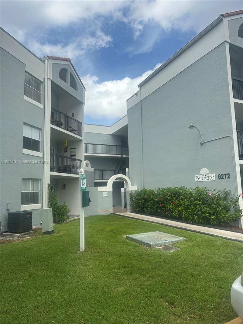 6272 NW 186th St # 212, Hialeah FL 33015