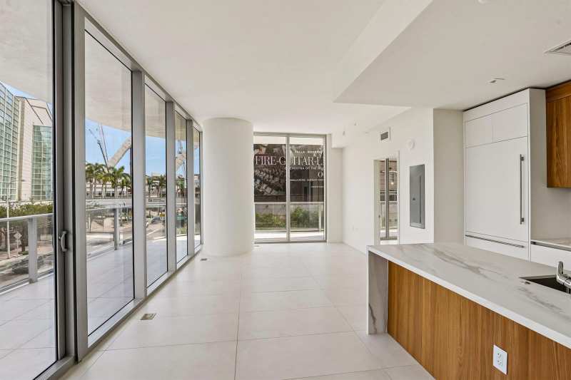 1400 BISCAYNE Boulevard # 201, Miami FL 33132