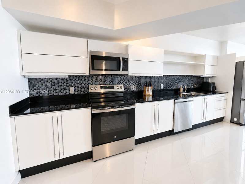 690 SW 1st Ct # 602, Miami FL 33130