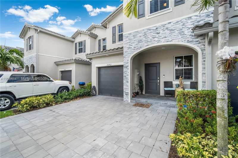 2642 SE 12th St # 2642, Homestead FL 33035