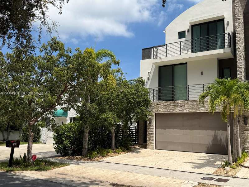 106 NE 16th Ter, Fort Lauderdale FL 33301