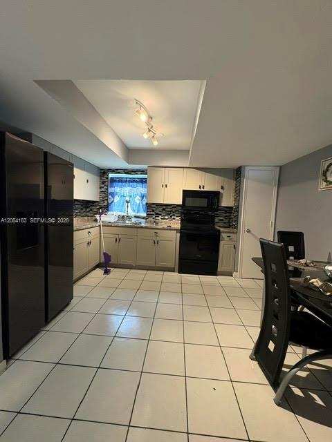 441 NE 43rd St, Deerfield Beach FL 33064