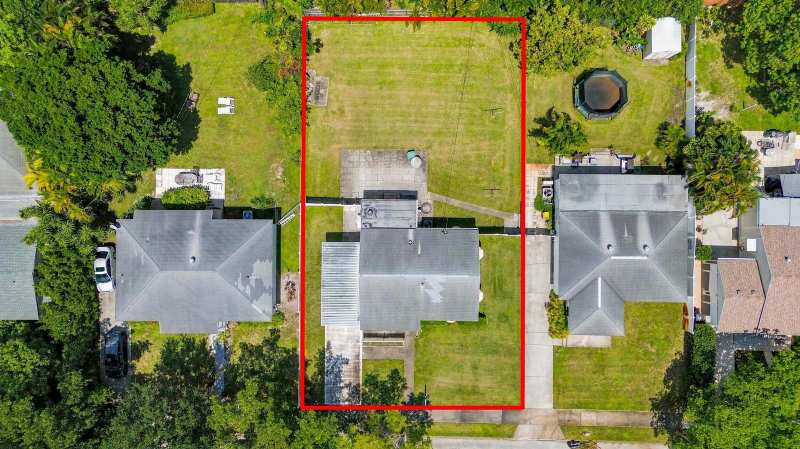 933 UPLAND Road, West Palm Beach FL 33401