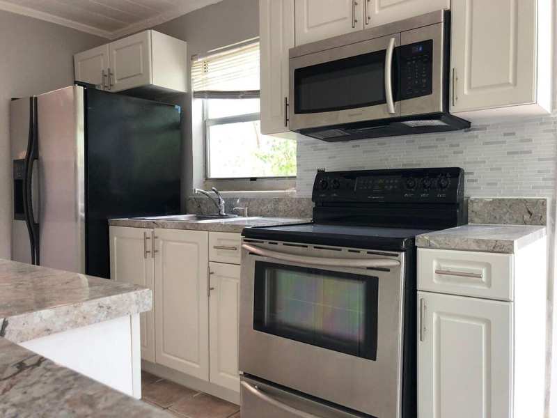 1069 W 30TH Street # 6, Riviera Beach FL 33404
