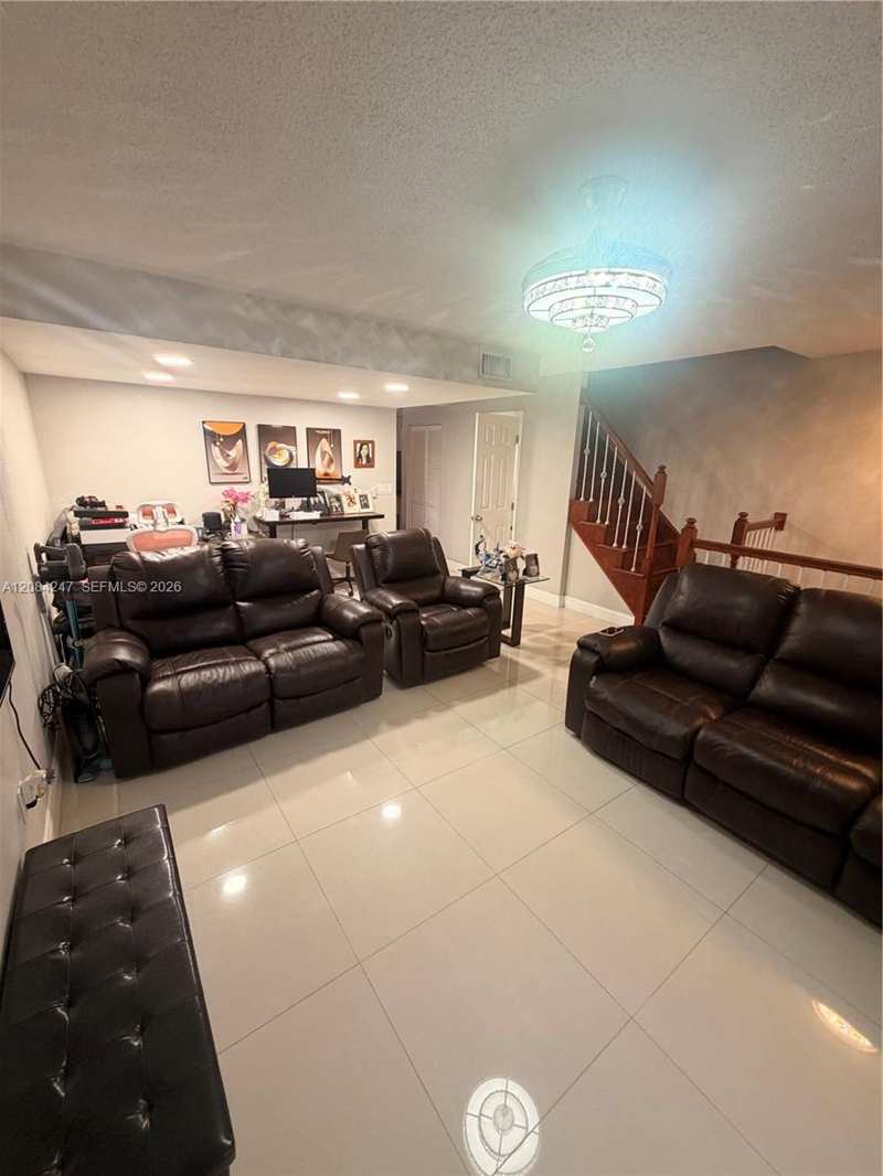 4417 W 11th Ave # 43, Hialeah FL 33012