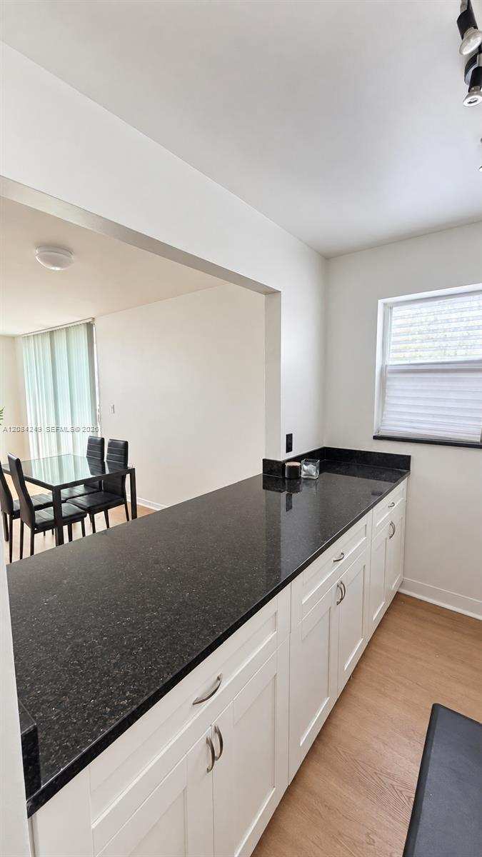 1990 Marseille Dr # 407, Miami Beach FL 33141