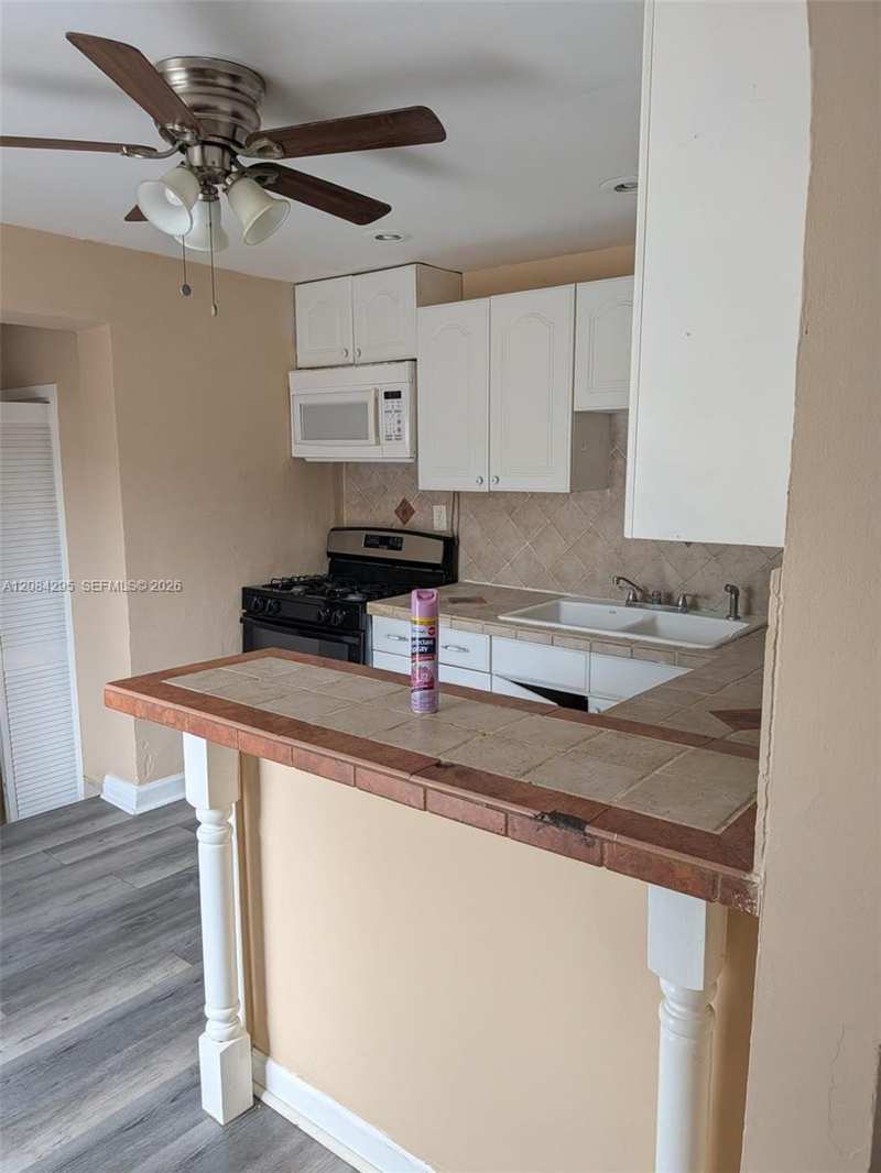 2455 Fillmore St # 1, Hollywood FL 33020