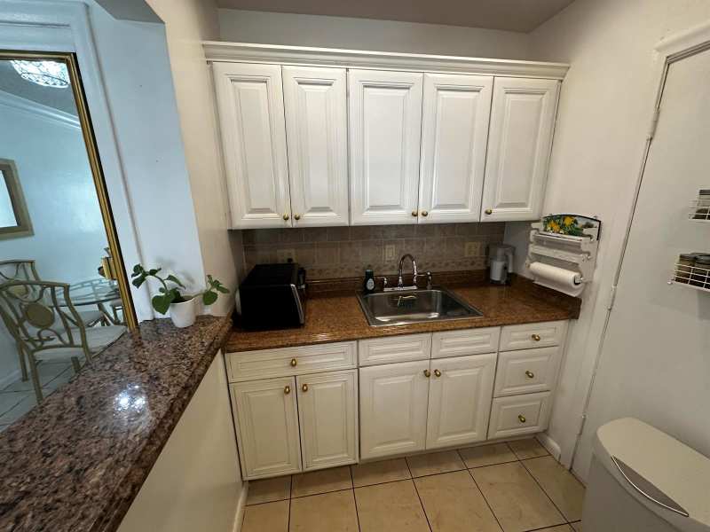 330 S CYPRESS Road # 610, Pompano Beach FL 33060