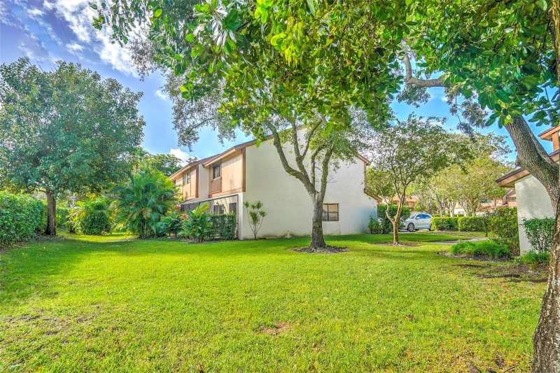 4698 NW 30TH Street, Coconut Creek FL 33063