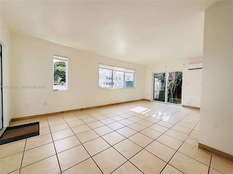 501 NE 82nd Ter # 4, Miami FL 33138