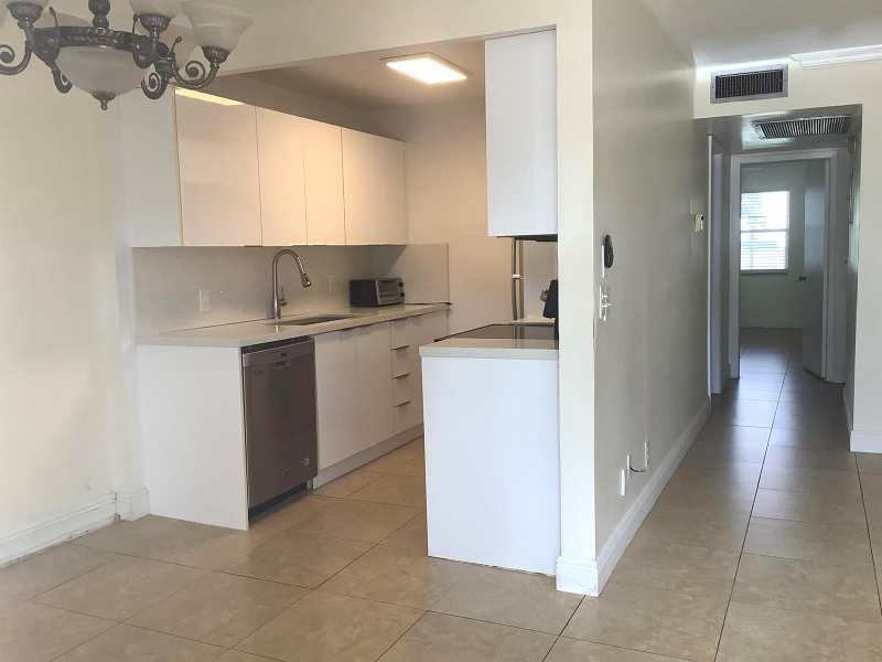 1045 EXETER C # 1045, Boca Raton FL 33434