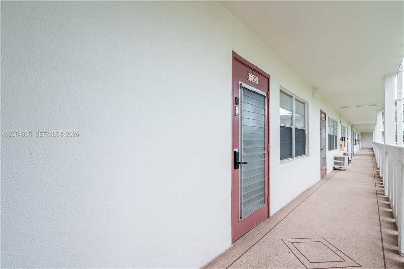 523 Fanshaw M # 523, Boca Raton FL 33434