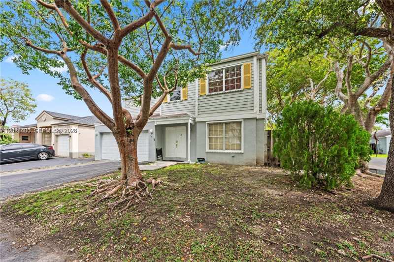 22316 SW 99th Ave, Cutler Bay FL 33190