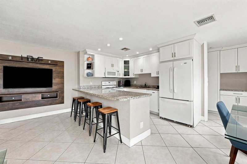 7804 SW 6th Court, North Lauderdale FL 33068