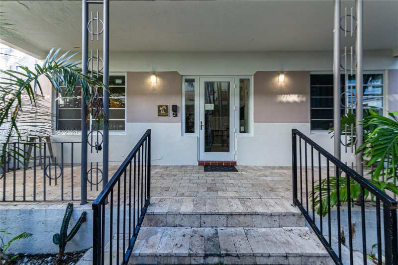 1431 Lincoln Ter # 2, Miami Beach FL 33139
