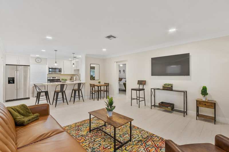 414 S Ocean Breeze, FL 33460