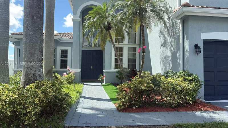 1580 SW 164th Ave, Pembroke Pines FL 33027