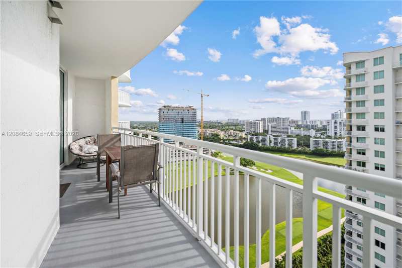 1745 E Hallandale Beach Blvd # 2204W, Hallandale Beach FL 33009