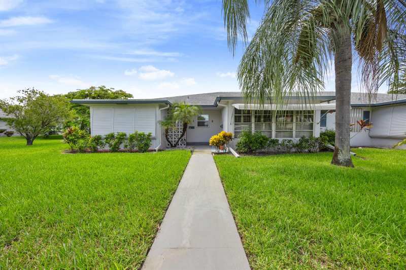 1082 North Drive # B, Delray Beach FL 33445