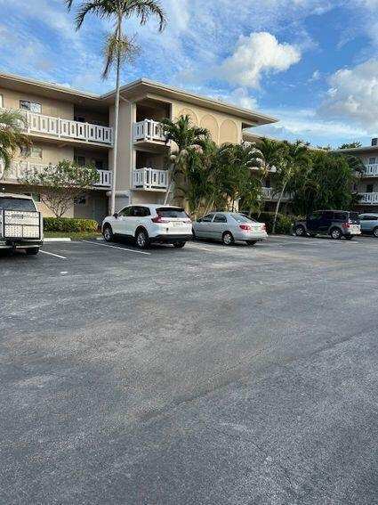 2566 Garden Drive S # 307, Lake Worth FL 33461