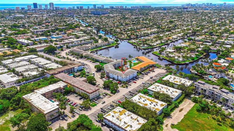600 Pine Dr # 104, Pompano Beach FL 33060