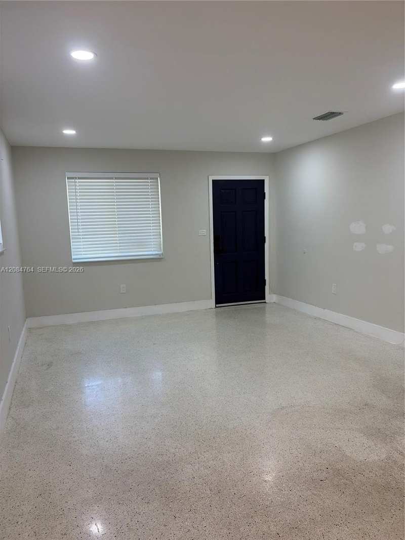 AMD PLAT OF MIA SUBURBAN