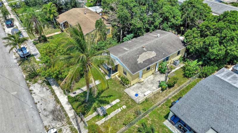 15601 NE 15th Ave, North Miami Beach FL 33162