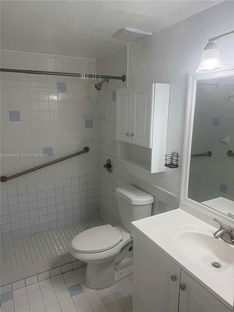 7810 Camino Real # 306, Miami FL 33143