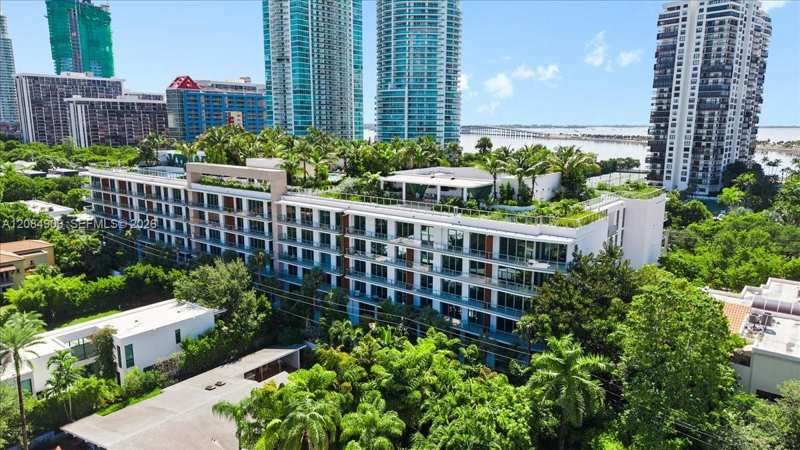 2200 Brickell Avenue # 422, Miami FL 33129