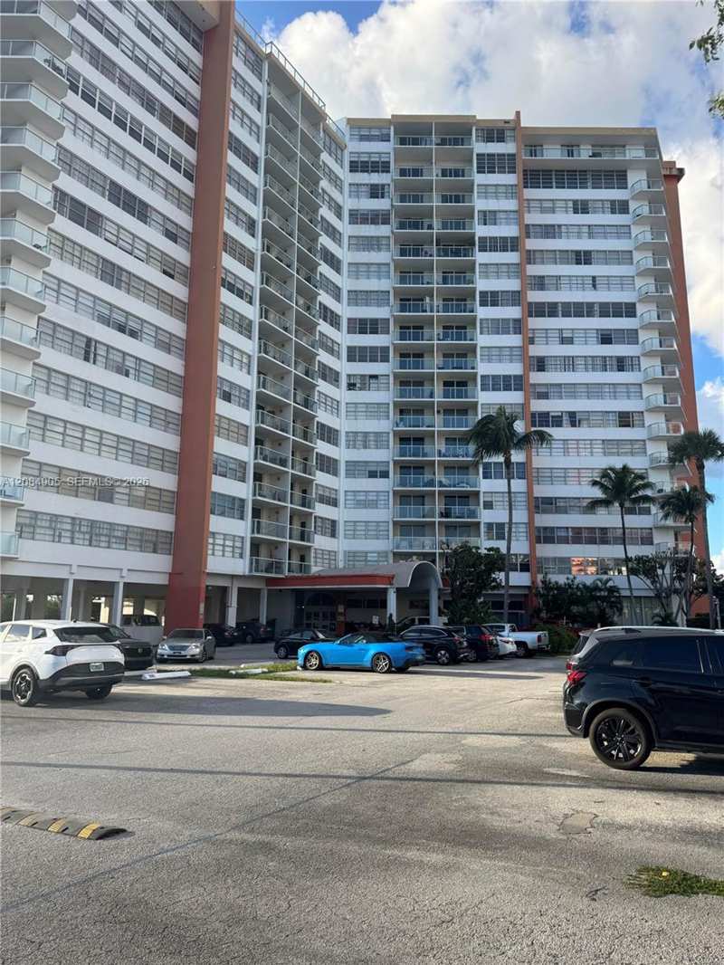 1301 NE Miami Gardens Dr # 515W, Miami FL 33179