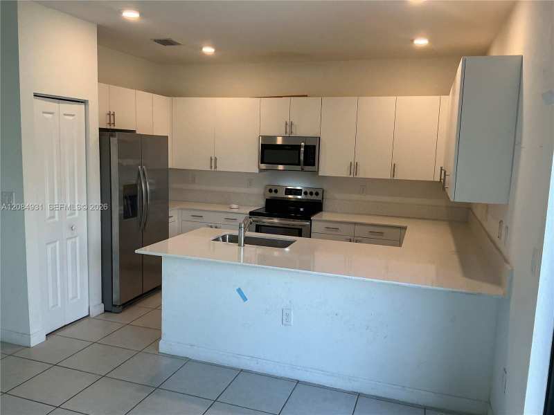 1070 SE 26th Ter # 1070, Homestead FL 33035